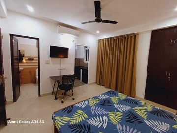 Bedroom in 3 BHK Builder Floor at Signature Signum 79, Sector 79 – for Sale