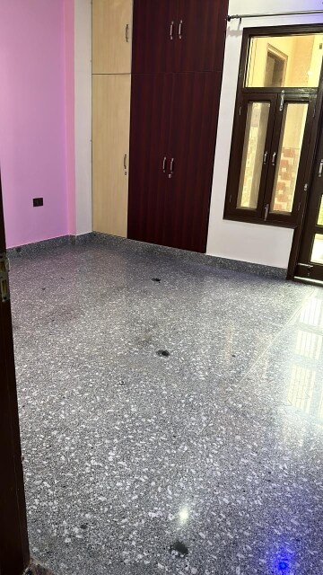 Room in 2 BHK Apartment at Supertech Ecovillage II, Sector 16b Greater Noida – for Sale