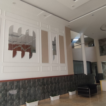 Building Lobby in 3 BHK Apartment at Noida Expressway – for Sale