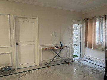 Room in 2 BHK Apartment at Masood Royal Comfort, Banjara Hills – for Sale
