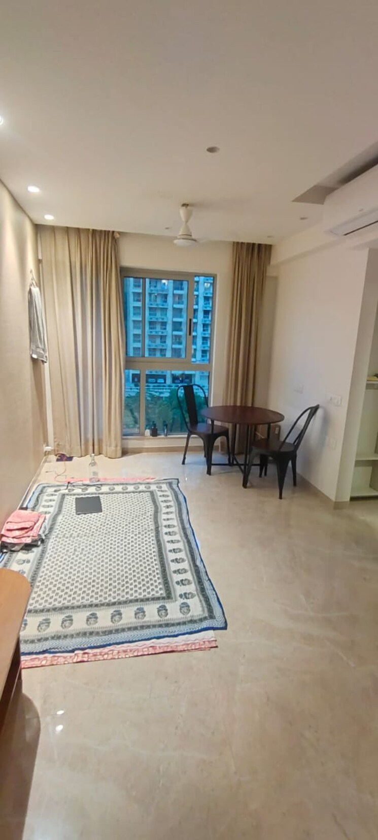 Living Room, hiranandani-regent-hill 1 Bedroom 379 Sq.Ft. Apartment In Powai Mumbai 7370197