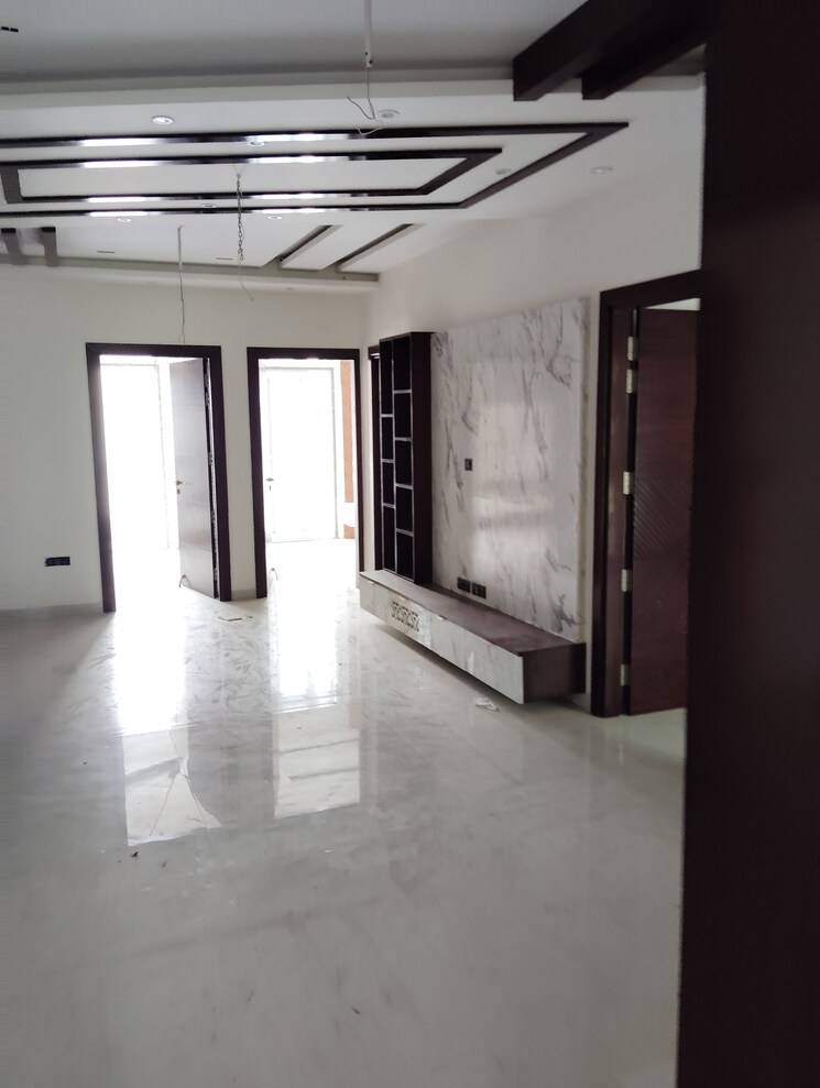 undefined, sector 17 4 Bedroom 3375 Sq.Ft. Builder Floor In Sector 17 Faridabad 7370331