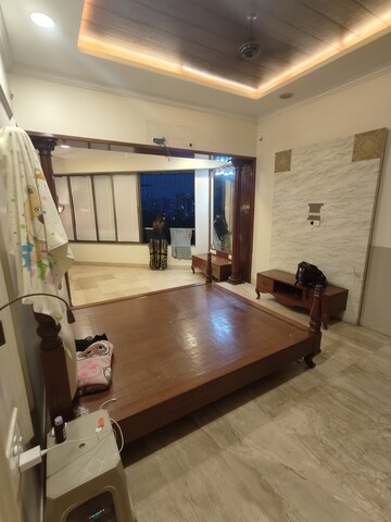 Living Room in 3 BHK Apartment at Poseidon Apartment, Andheri West – for Sale