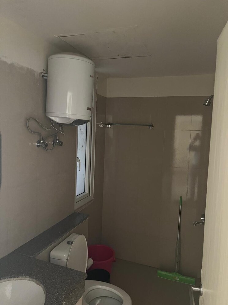 Bathroom, emaar-palm-gardens 3 Bedroom 1900 Sq.Ft. Apartment In Sector 83 Gurgaon 7370372