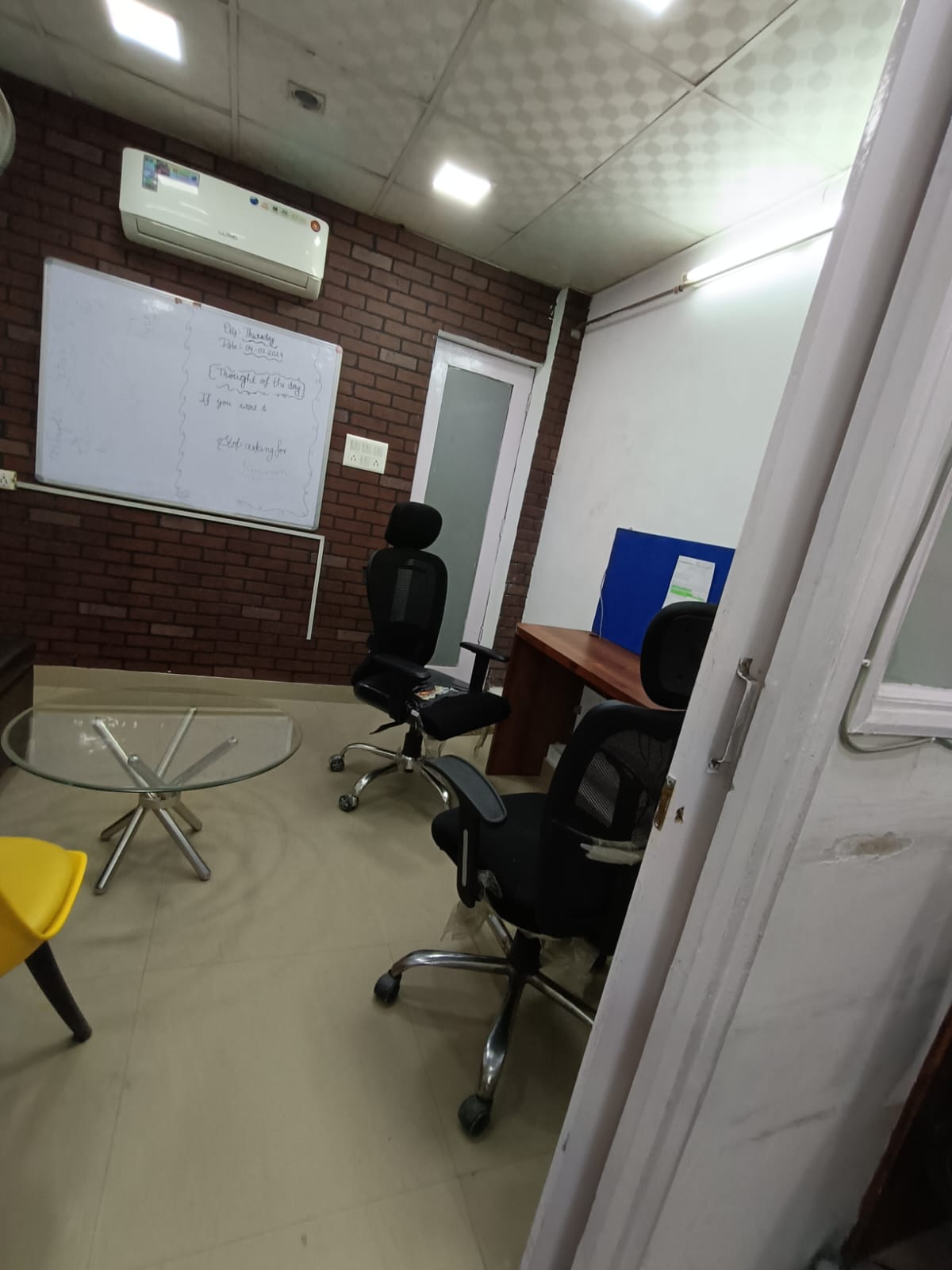 Commercial Office Space 400 Sq.Ft. For Rent in Green Park Extension Delhi  7370631