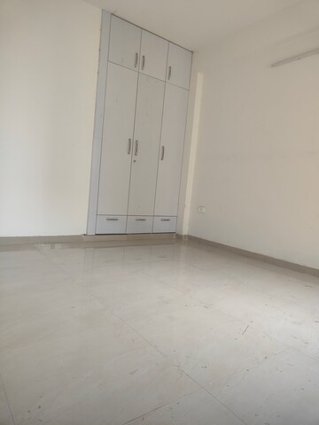 Room in 2 BHK Apartment at ROF Aalayas, Sector 102 – for Sale