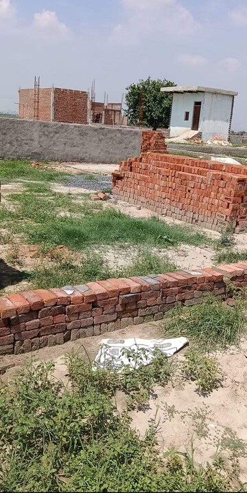  Plot For Sale in Bhopani Village