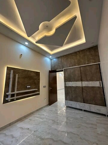 Room in 3 BHK Independent House at Guru Teg Bahadur Nagar – for Sale