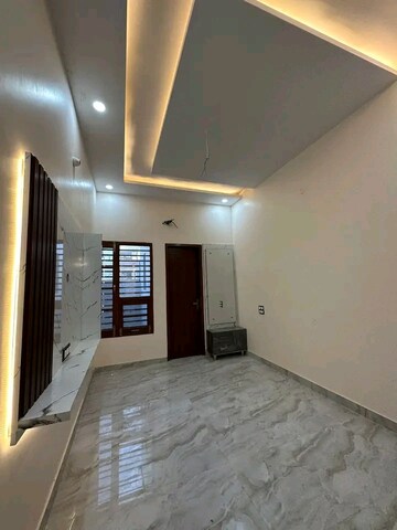 Room in 3 BHK Independent House at Guru Teg Bahadur Nagar – for Sale