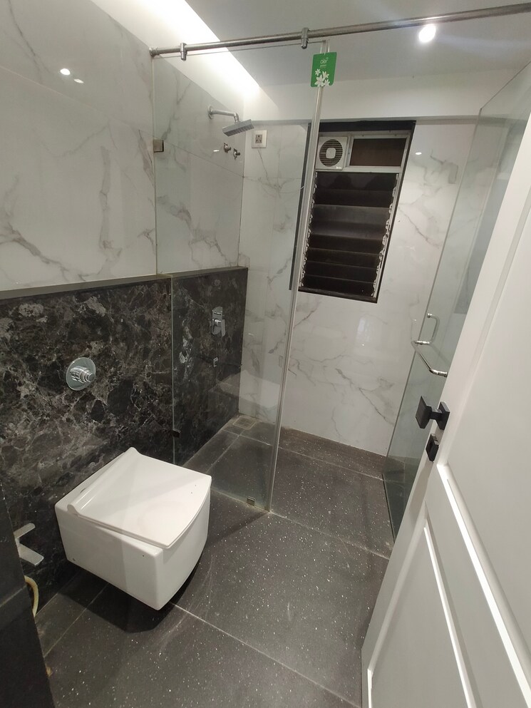 Bathroom, subhash-chs 2 Bedroom 835 Sq.Ft. Apartment In Chembur Mumbai 7370875
