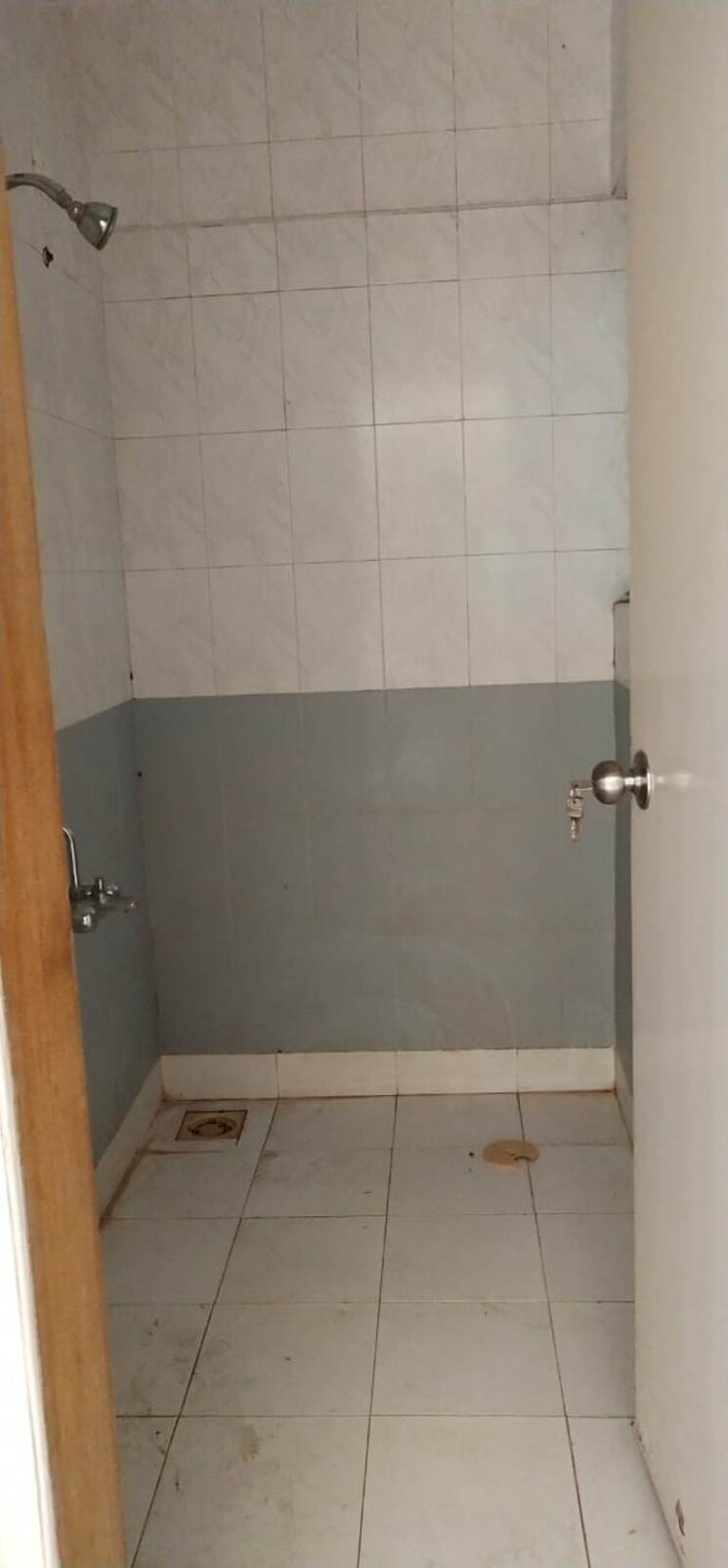 Bathroom, sukhwani-empire-estate 1 Bedroom 550 Sq.Ft. Apartment In Chinchwad Pune 7370936
