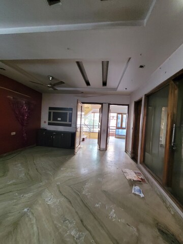 Living Room in 3 BHK Builder Floor at Dilshad Garden – for Sale