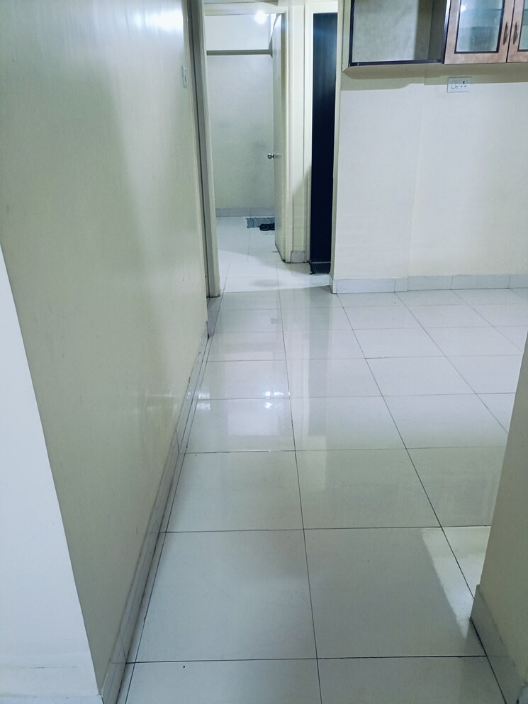 Bathroom, ashish-plaza-kothrud 2 Bedroom 1000 Sq.Ft. Apartment In Kothrud Pune 7371095