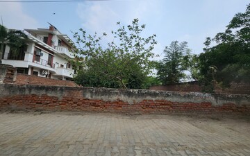 Plot For Sale in Sector 65