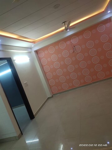 Furnished Amenities in 3 BHK Builder Floor at Green Fields Colony – for Sale