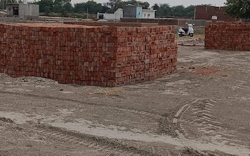 Plot For Sale in Bhopani Village
