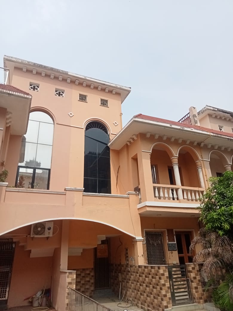 3.5 BHK Villa For Rent in Amrapali Leisure Valley Noida Ext Tech Zone 4 Greater Noida  7371686