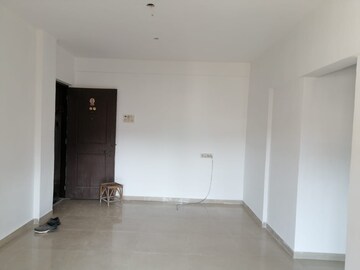 Room in 2 BHK Apartment at Dombivli East – for Sale