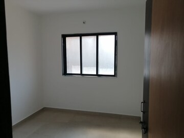 Room in 2 BHK Apartment at Dombivli East – for Sale