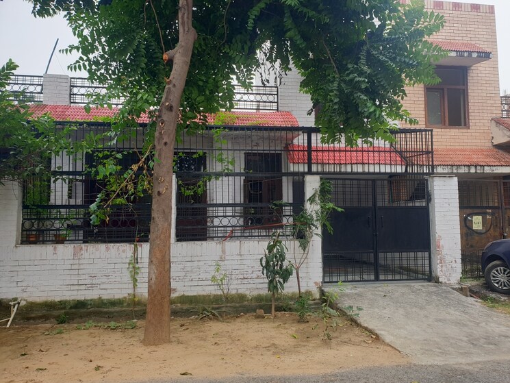 Exterior View, beta i greater noida 5 Bedroom 60 Sq.Mt. Independent House In Beta I Greater Noida Greater Noida 7372213