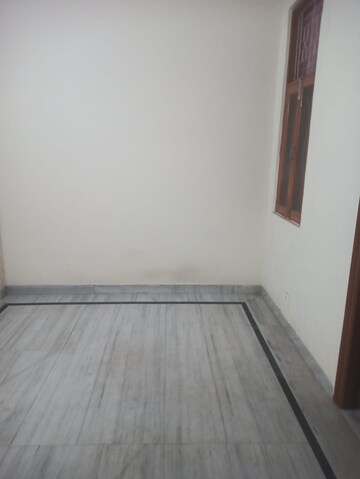 Room in 6+ BHK Villa at Sector 39 – for Sale