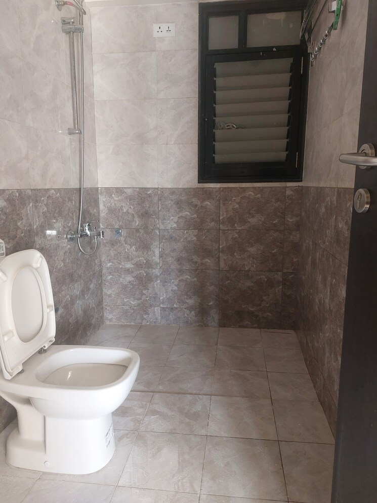 Bathroom, magarpatta-nanded-city-sargam 2 Bedroom 1033 Sq.Ft. Apartment In Sinhagad Pune 7372316