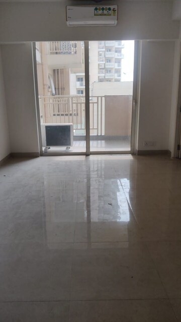 Room in 2 BHK Apartment at M3M Sierra, Sector 68 – for Sale