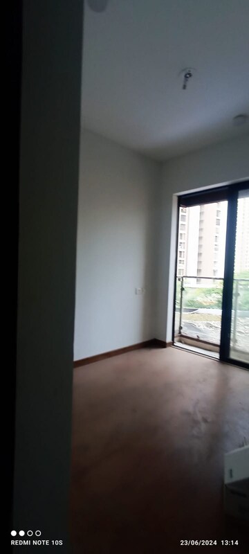 Room in 2 BHK Apartment at Risland The Icon, Dhokali – for Sale