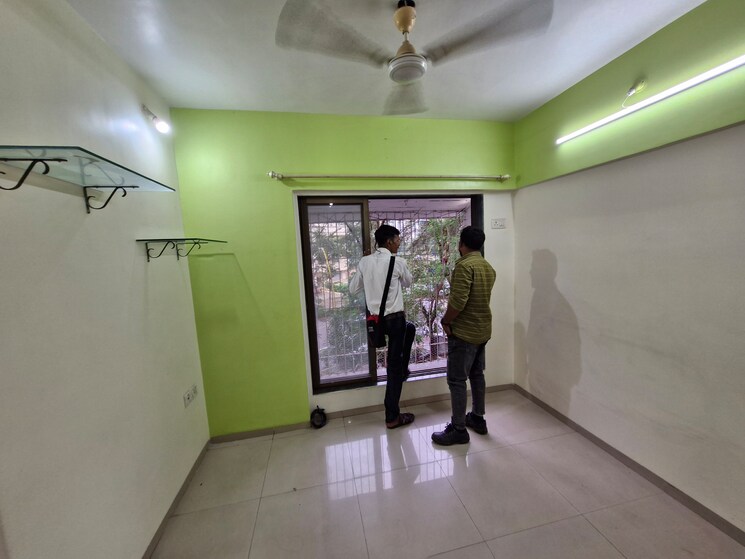 Master Bedroom, everest-world-tulip 2 Bedroom 840 Sq.Ft. Apartment In Kolshet Road Thane 7373098