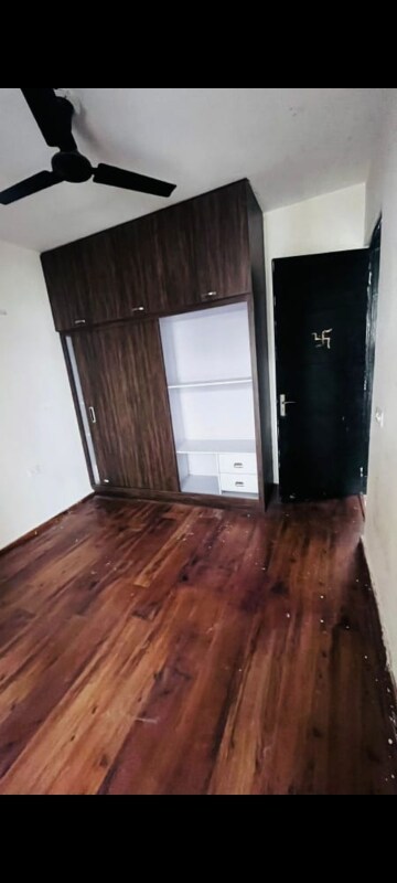 Furnished Amenities in 3 BHK Apartment at Signature Global Park 4 and 5, Sohna Sector 36 – for Sale