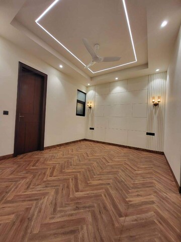 Room in 2 BHK Builder Floor at Burari – for Sale