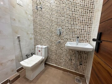 Bathroom in 3 BHK Builder Floor at Sadh Nagar – for Sale