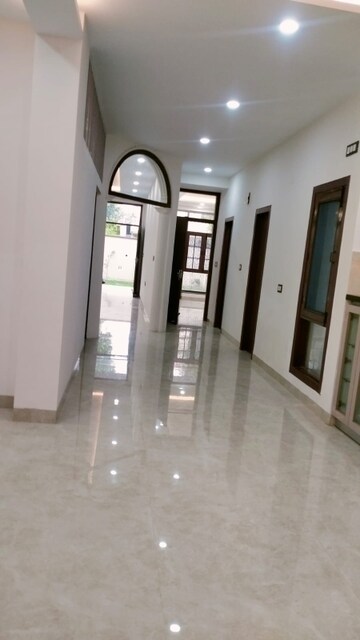  Plot For Sale in Sector 26