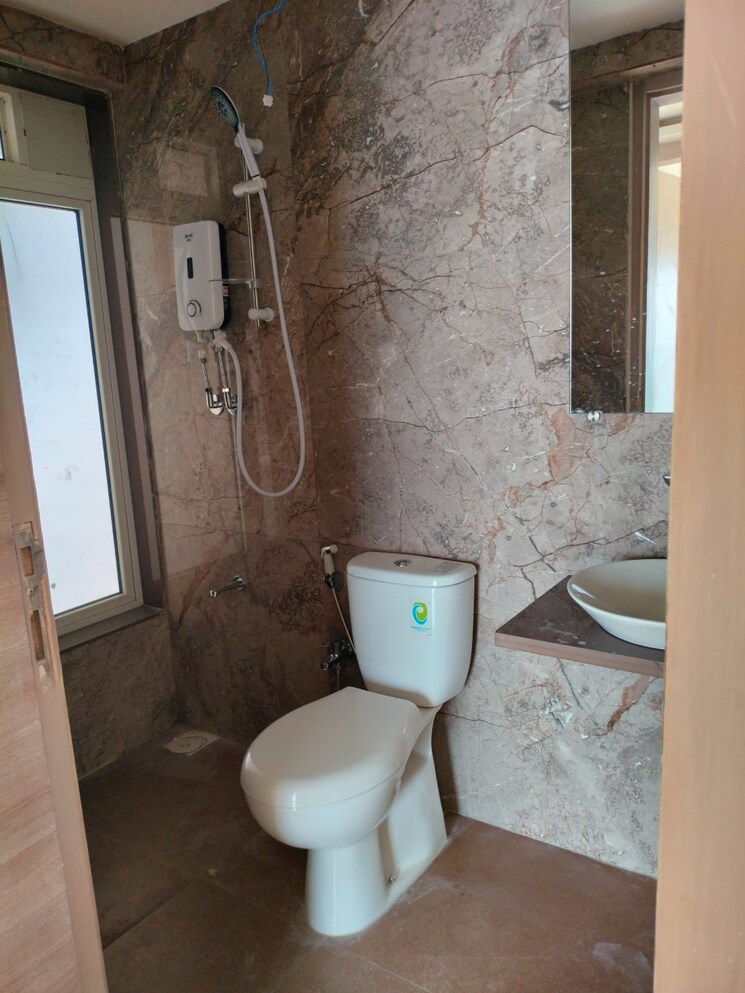 Bathroom, srishti-harmony-3-phase-1 1 Bedroom 444 Sq.Ft. Apartment In Powai Mumbai 7373731