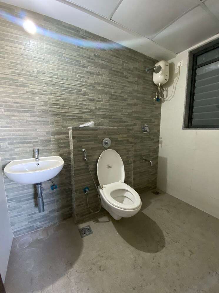 Bathroom, lodha-palava-downtown 3 Bedroom 1132 Sq.Ft. Apartment In Dombivli East Thane 7373687