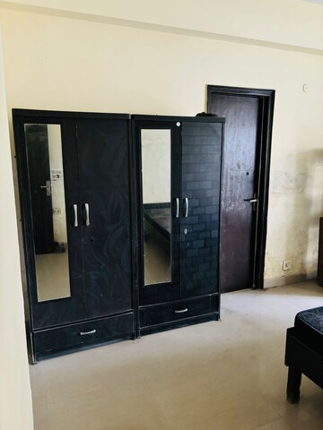 Room in 2 BHK Apartment at Panchsheel Wellington, Sain Vihar – for Sale