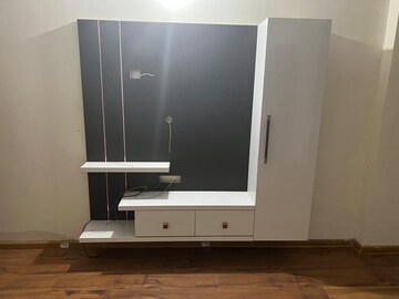 Furnished Amenities in 2 BHK Apartment at Amrapali Zodiac, Sector 120 – for Sale