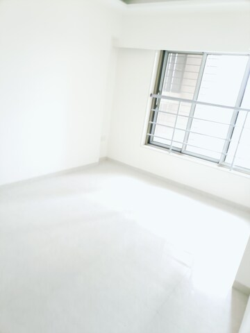 Room in 4 BHK Apartment at Windsor Tower, Andheri West – for Sale
