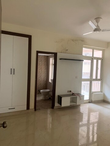 Room in 3 BHK Apartment at Ushay Towers, Kundli – for Sale