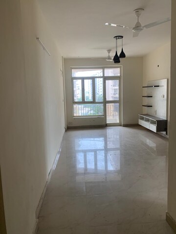 Room in 3 BHK Apartment at Ushay Towers, Kundli – for Sale