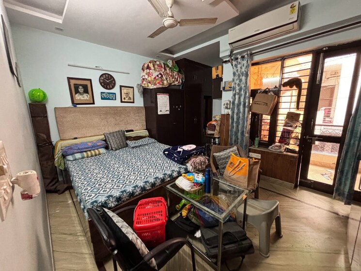 Bedroom, sector 8 3 Bedroom 2000 Sq.Ft. Builder Floor In Sector 8 Faridabad 7374155