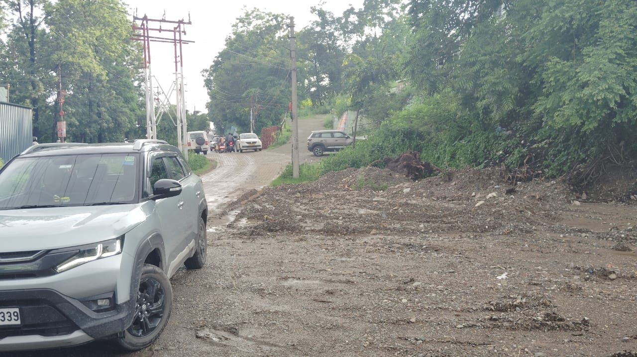 Resale Commercial Land 1200 Sq.Ft. in Sahastradhara Road Dehradun 7693791