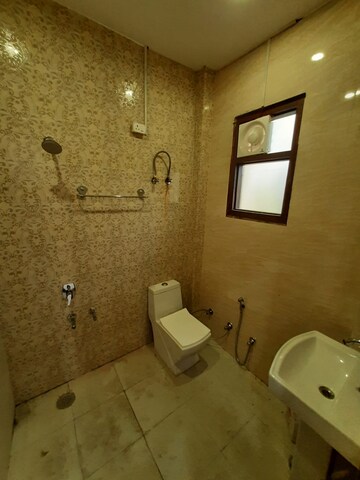 Bathroom in 5 BHK Independent House at Sector 93b – for Sale