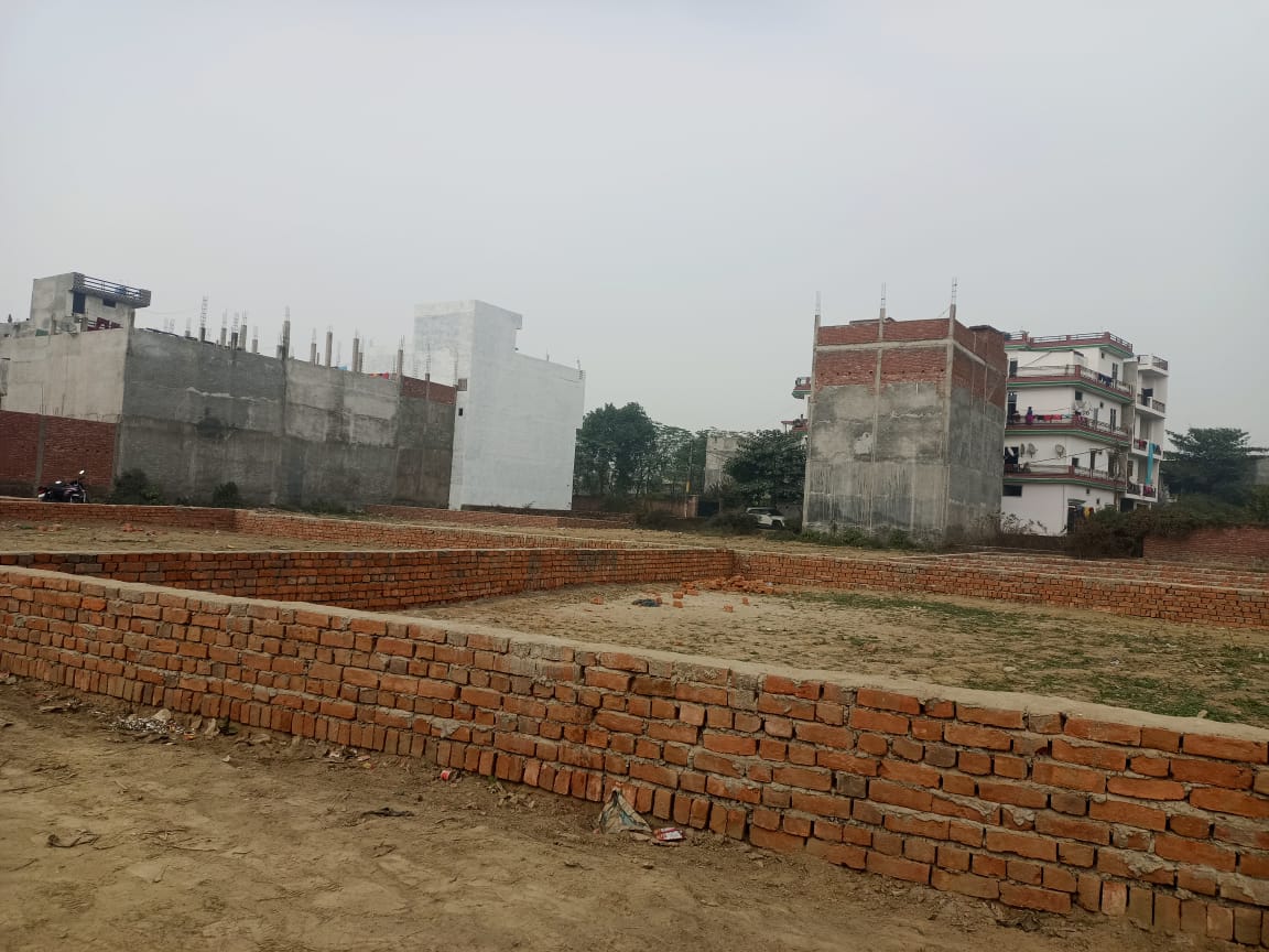 Plot फॉर रीसेल इन Kamta Lucknow  7374192