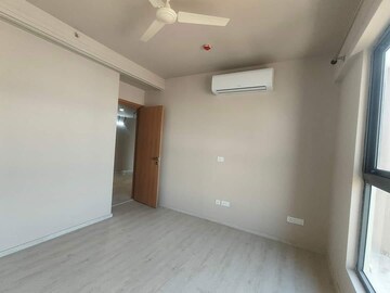 Room in 2 BHK Apartment at M3M Heights, Sector 65 – for Sale