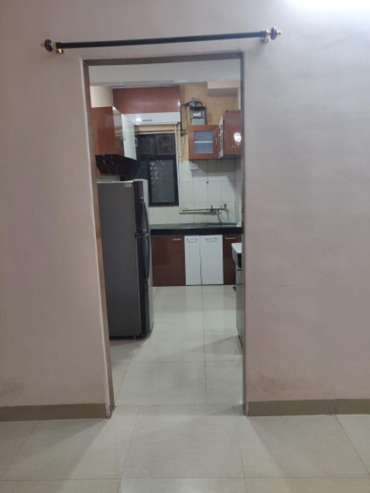 Room, sukur-residency-b1-chs-ltd 1 Bedroom 470 Sq.Ft. Apartment In Kasarvadavali Thane 7374596