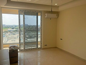 Room in 4 BHK Apartment at Maya Green Lotus Saksham, International Airport Road – for Sale