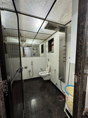 Bathroom in 1 BHK Apartment at Goyal Koyana, Borivali East – for Sale