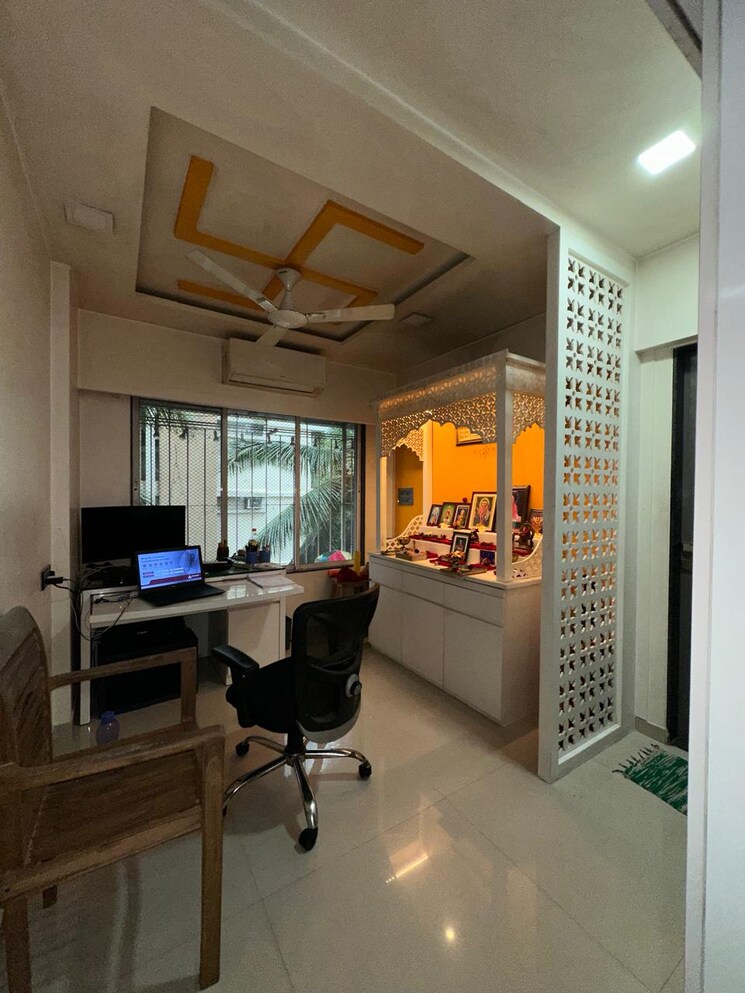 Master Bedroom, om-dronagiri-chs 3 Bedroom 1000 Sq.Ft. Apartment In Borivali East Mumbai 7374777