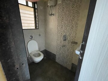 Attached Bathroom in 1 BHK Apartment at Dedhia SAI ORCHID, Dahisar East – for Sale